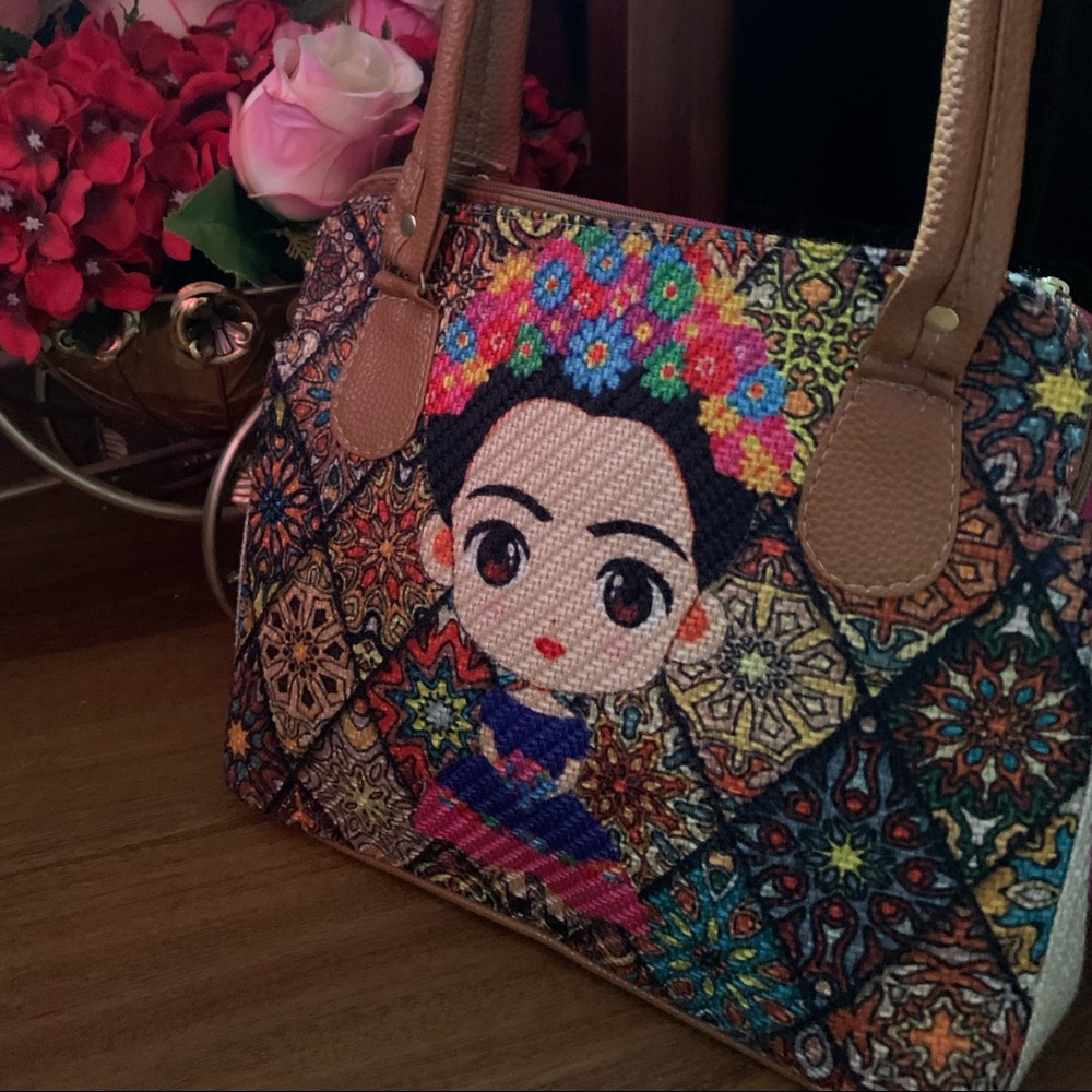 Artesanal Handbag